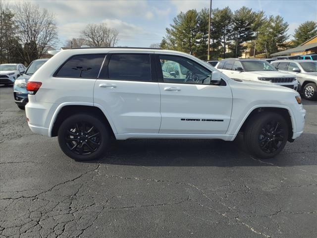 Thumbnail image of 2022 Jeep Grand Cherokee WK at Gary Mathews Motors