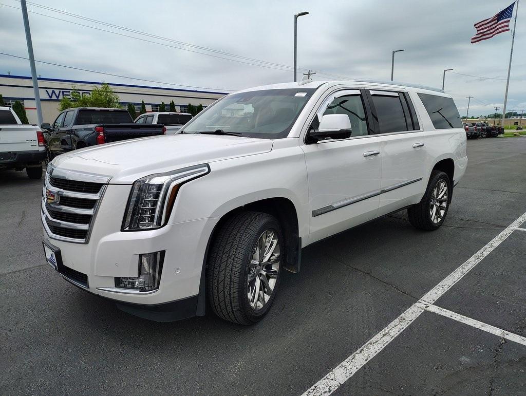 Thumbnail image of 2018 Cadillac Escalade ESV at Bergstrom Chevrolet of Green Bay