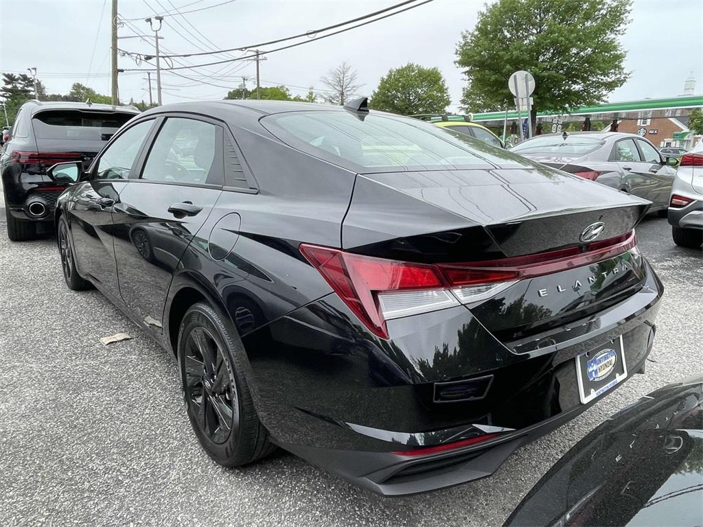 Thumbnail image of 2021 Hyundai ELANTRA at Huntington Jeep Chrysler