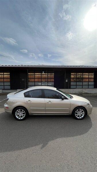 Thumbnail image of 2007 Mazda Mazda3 at Emerald Motors