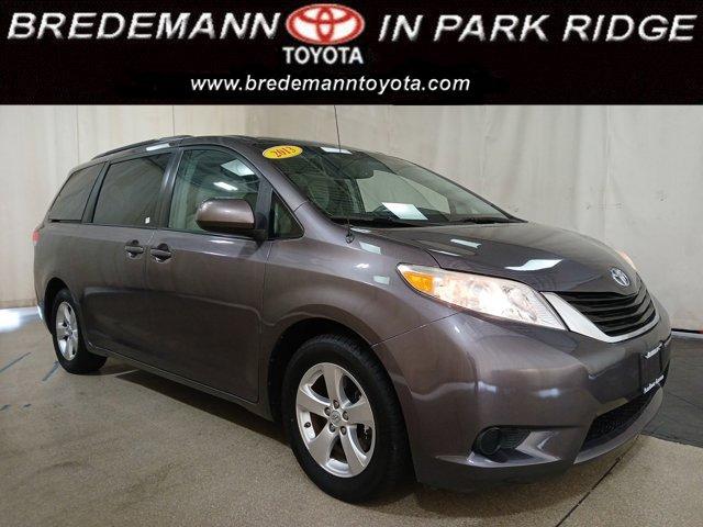 Thumbnail image of 2013 Toyota Sienna at Bredemann Toyota in Park Ridge