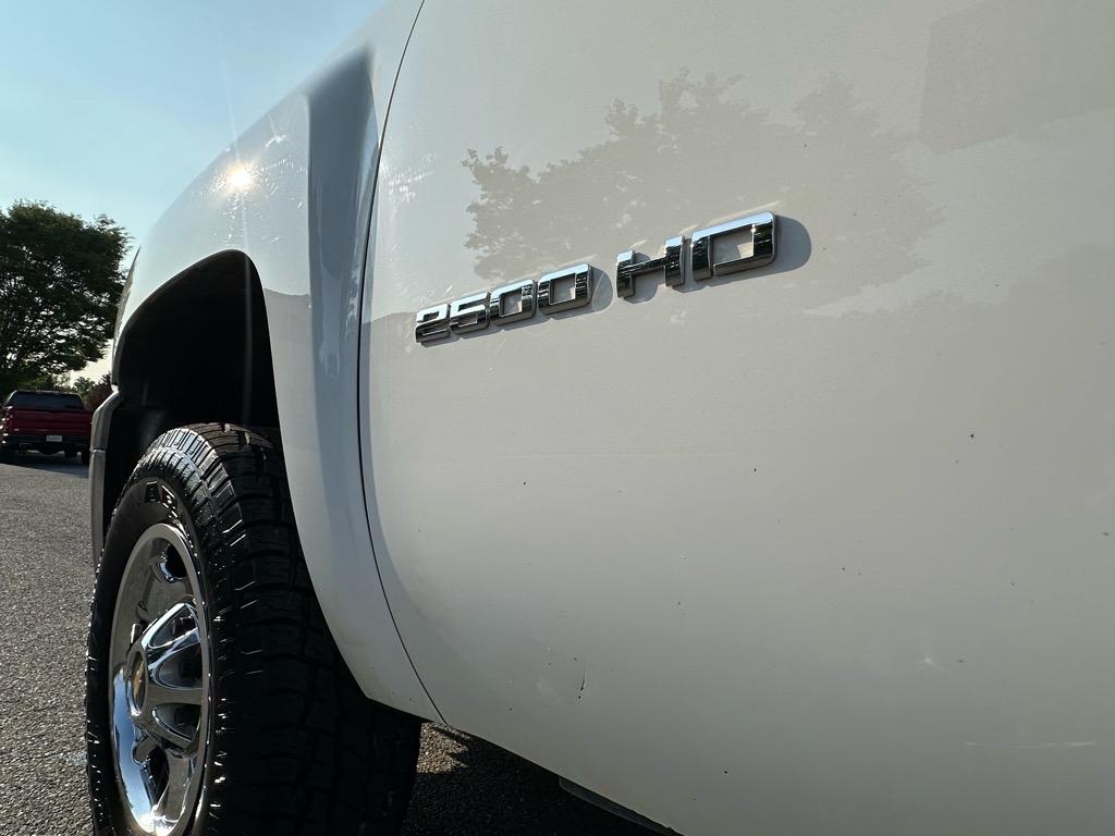 Thumbnail image of 2011 Chevrolet Silverado 2500HD at Glen Burnie Auto Exchange