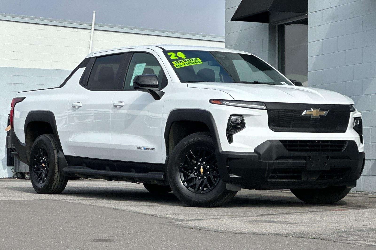 Thumbnail image of 2024 Chevrolet Silverado EV at Harbor Chevrolet