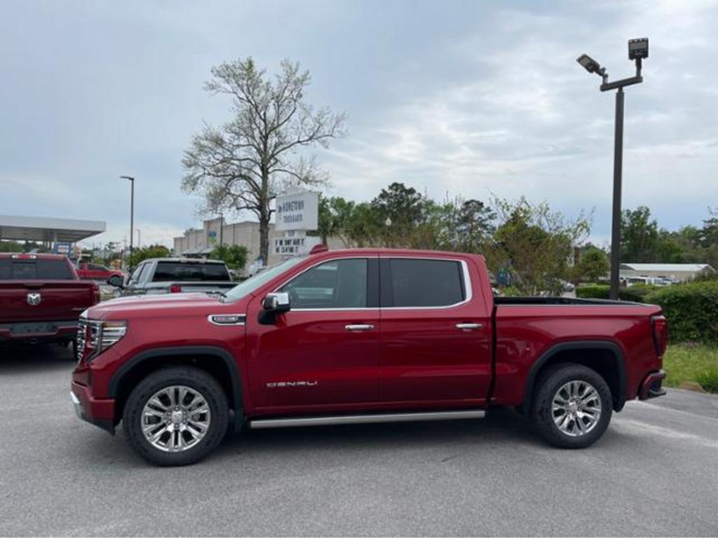Thumbnail image of 2022 GMC Sierra 1500 at Hometown Truck and Auto