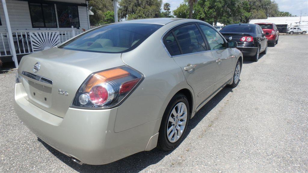 Thumbnail image of 2009 Nissan Altima at 123 Auto LLC