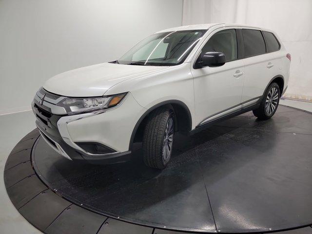 Thumbnail image of 2020 Mitsubishi Outlander at Performance Kings Honda