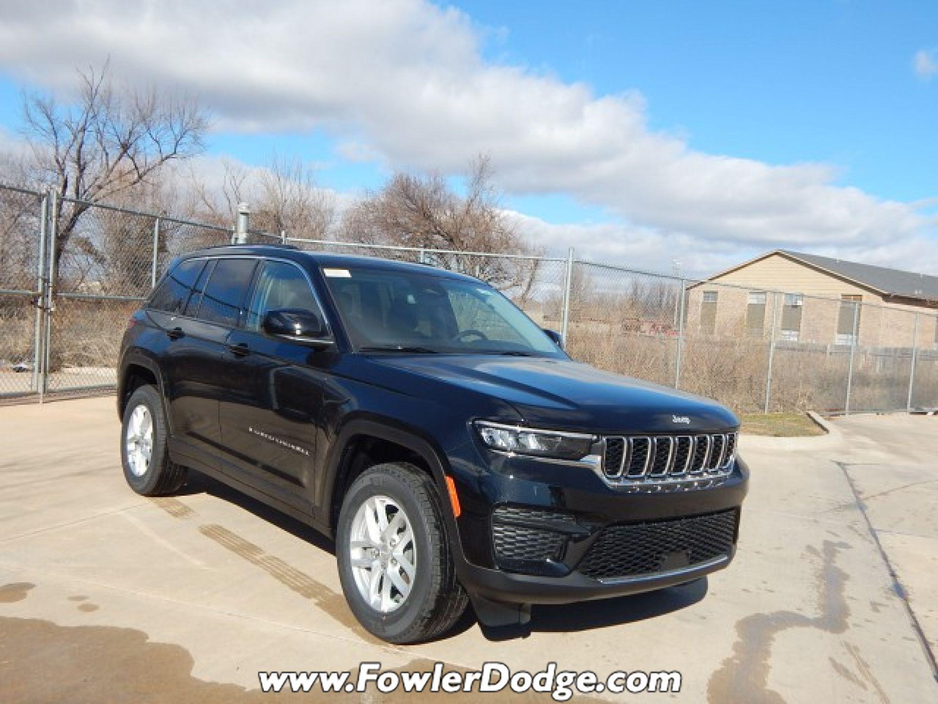 Thumbnail image of 2023 Jeep Grand Cherokee at Fowler Chrysler Jeep Dodge