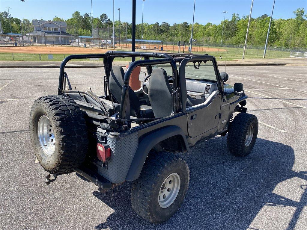 Thumbnail image of 1998 Jeep Wrangler at Cartown Auto Sales