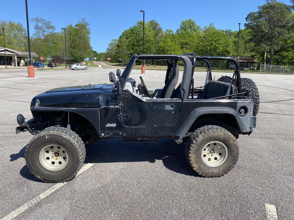 Thumbnail image of 1998 Jeep Wrangler at Cartown Auto Sales