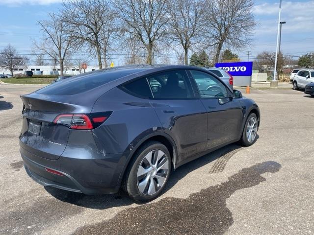 Thumbnail image of 2023 Tesla Model Y at LaFontaine Volvo Cars of Farmington Hills