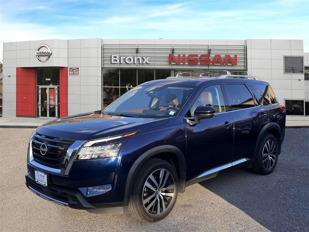 Thumbnail image of 2023 Nissan Pathfinder at Bronx Nissan