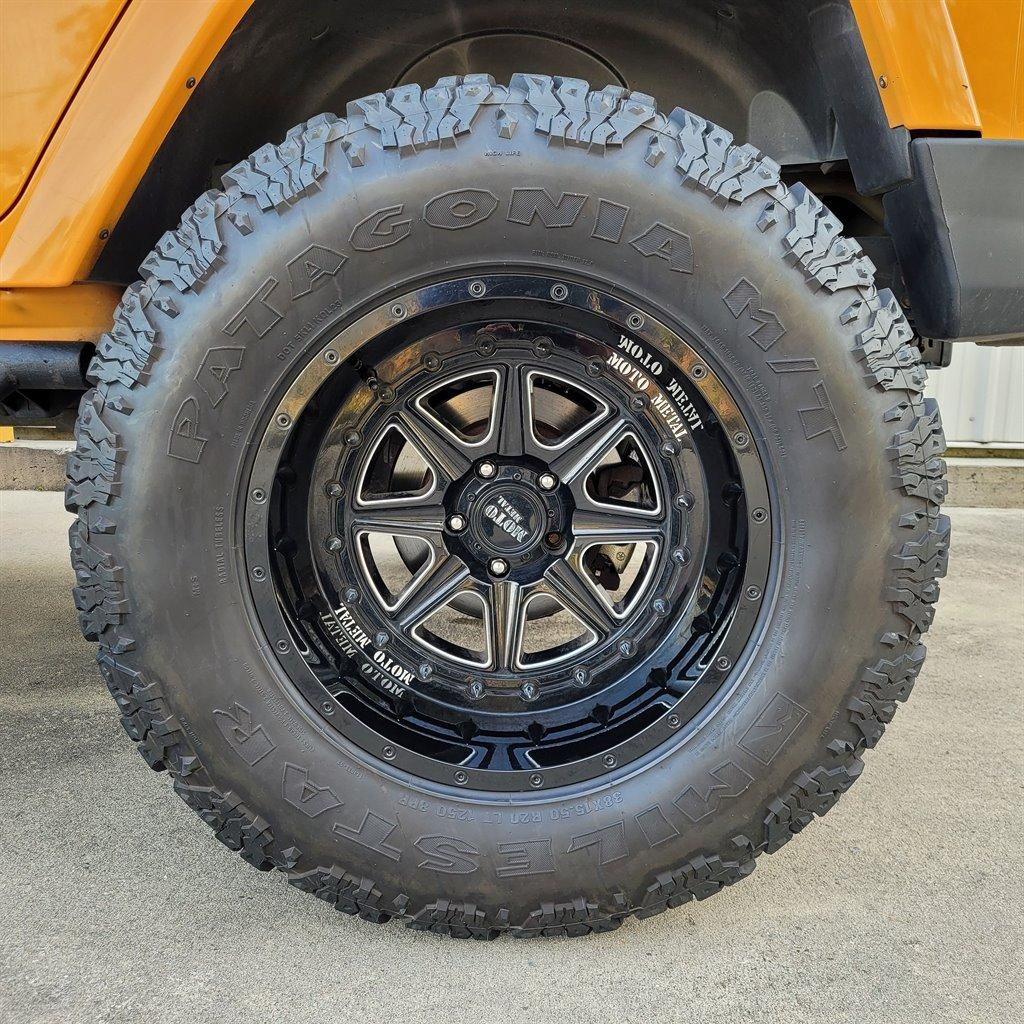 Thumbnail image of 2012 Jeep Wrangler Unlimited at Byron Auto Group Inc