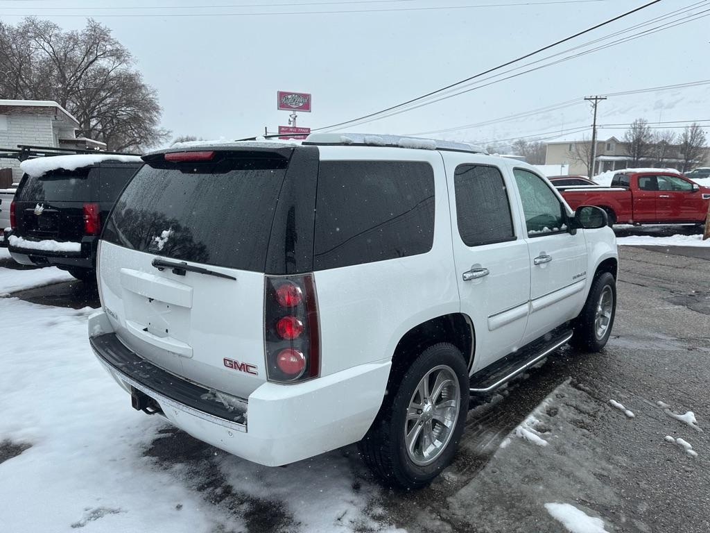 Thumbnail image of 2007 GMC Yukon at RIGHT DEAL AUTO SALES