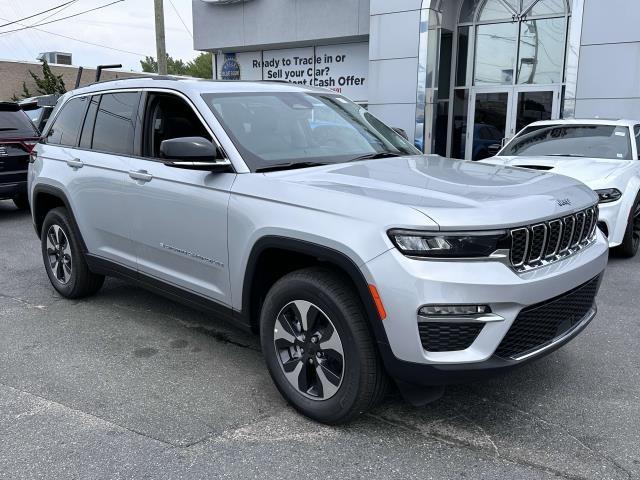 Thumbnail image of 2024 Jeep Grand Cherokee at South Shore Chrysler Dodge Jeep RAM