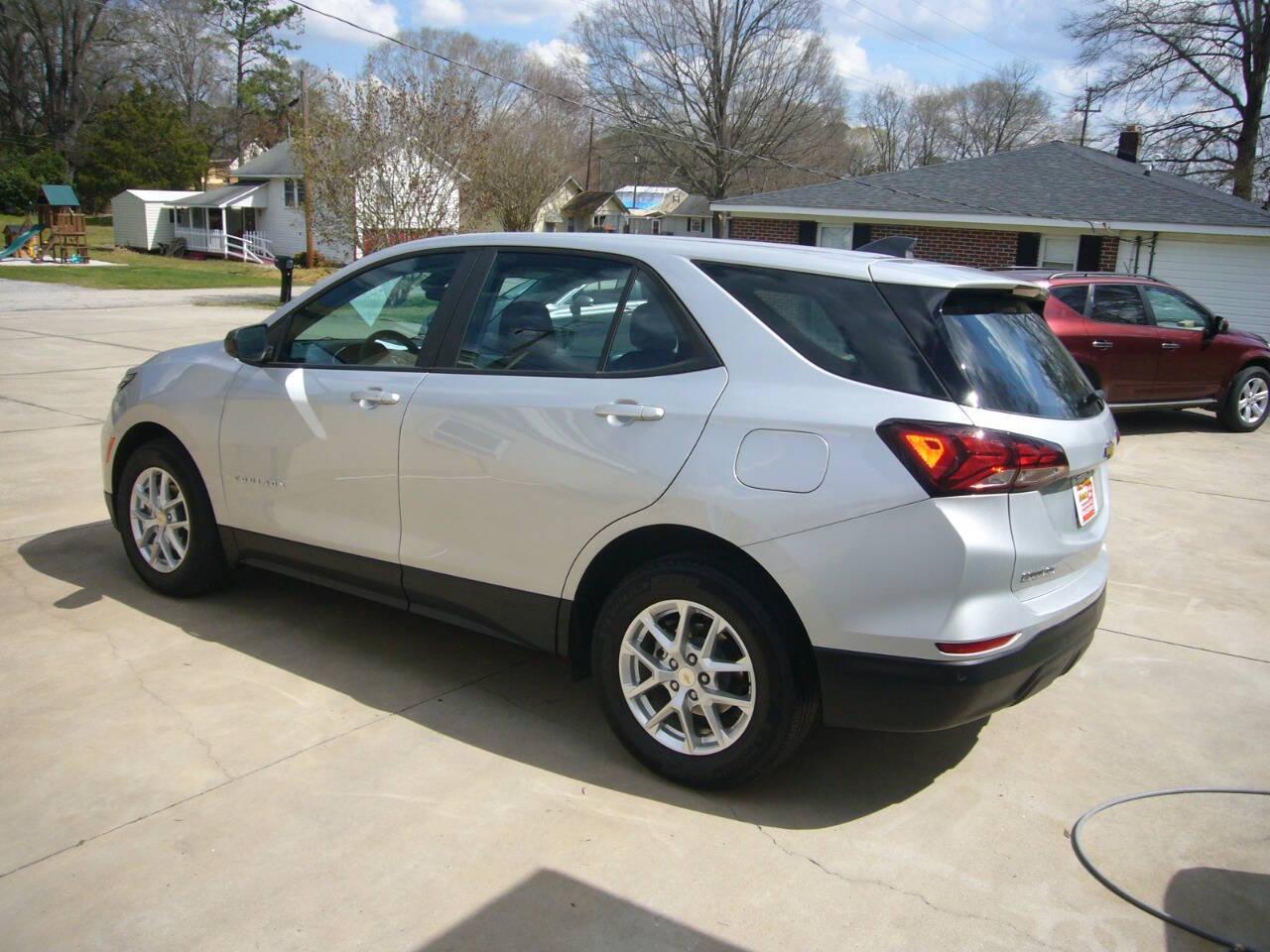 Thumbnail image of 2022 Chevrolet Equinox at Maxwellton Motors
