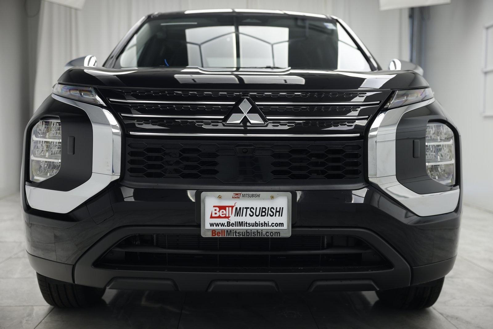 Thumbnail image of 2025 Mitsubishi Outlander PHEV at Bell Mitsubishi