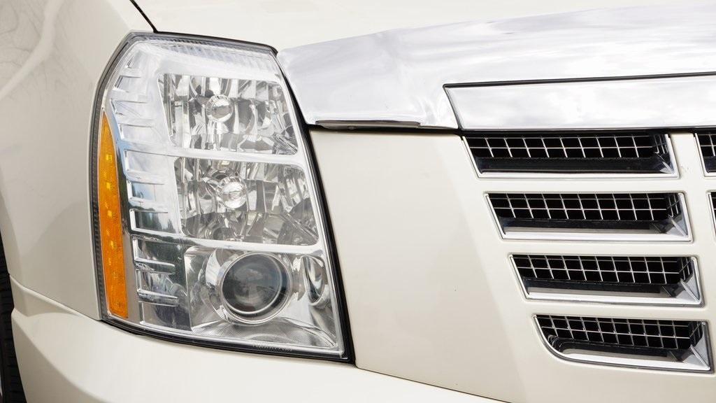 Thumbnail image of 2012 Cadillac Escalade EXT at Ganley Ford