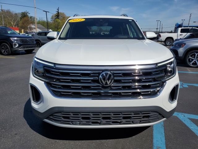 Thumbnail image of 2024 Volkswagen Atlas at Fox Automotive Group Inc. Toyota Volkswagen