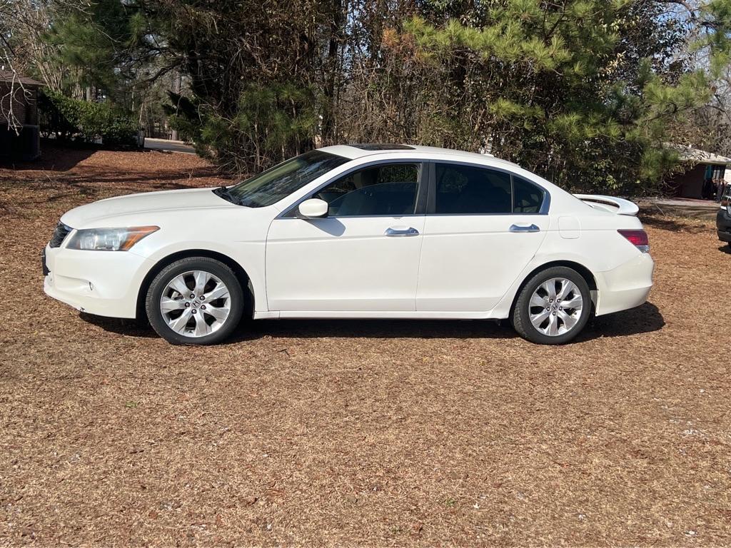 Thumbnail image of 2010 Honda Accord at M&M Luxury Motors