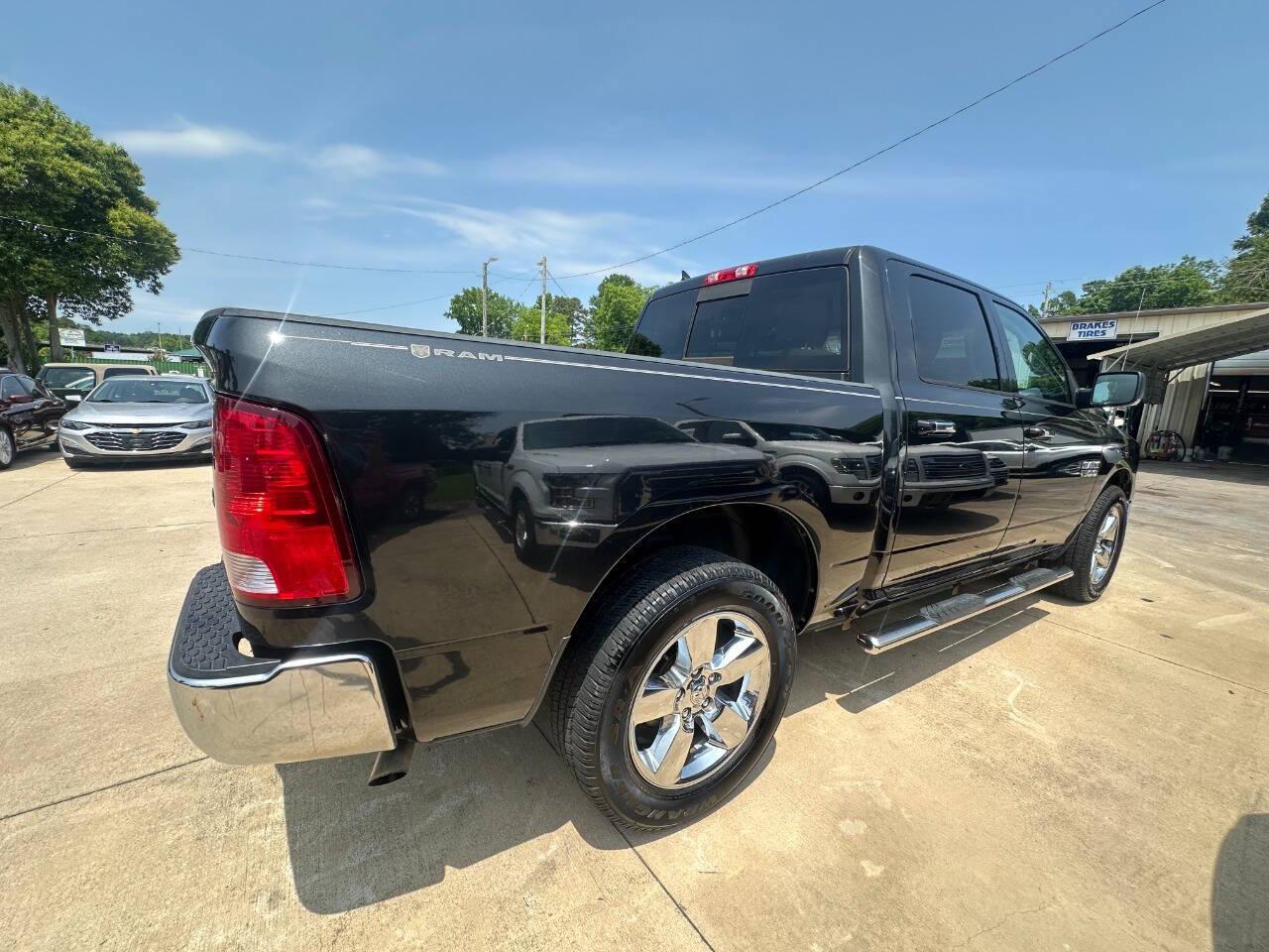 Thumbnail image of 2018 Ram 1500 at Van 2 Auto Sales Inc.