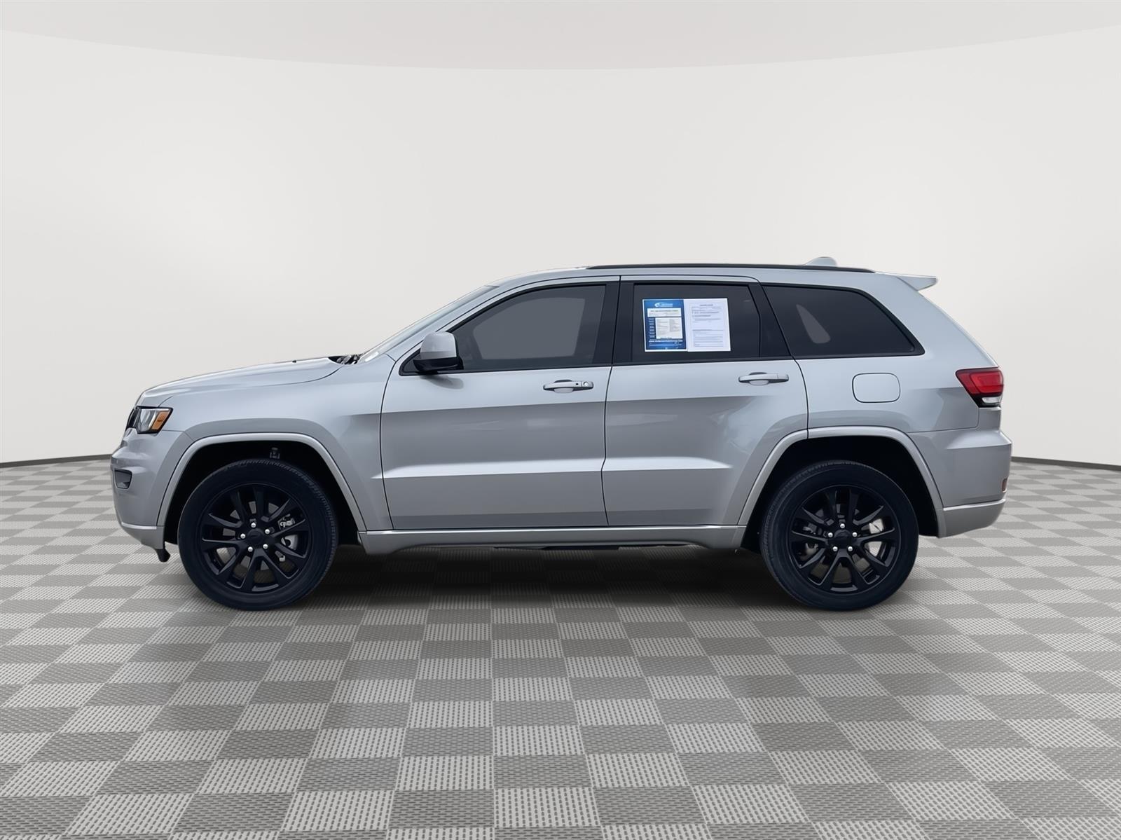 Thumbnail image of 2021 Jeep Grand Cherokee at Anderson Ford South