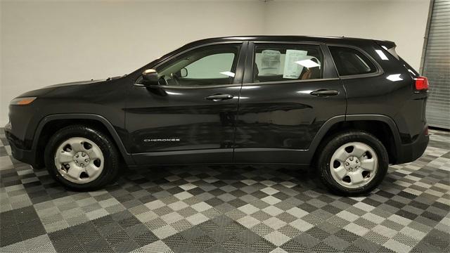 Thumbnail image of 2016 Jeep Cherokee at Major World Chevrolet