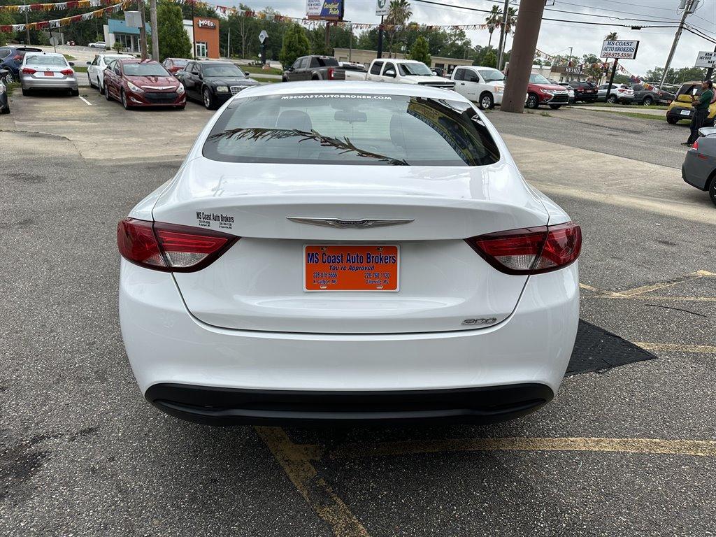 Thumbnail image of 2016 Chrysler 200 at MS North Store