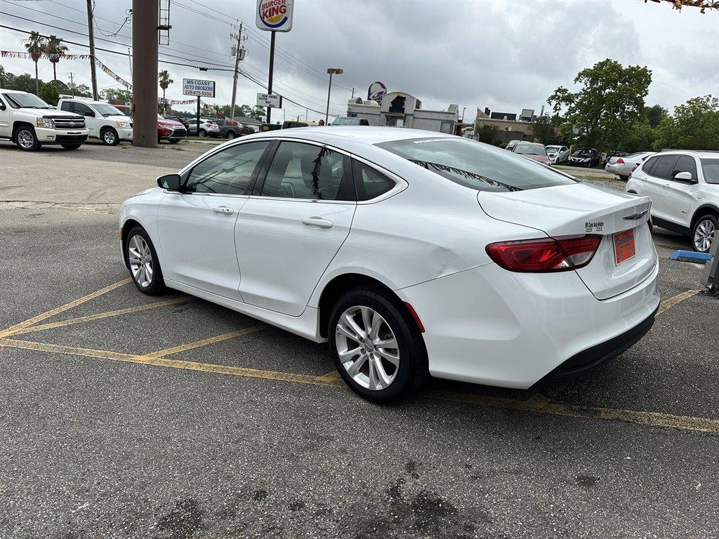 Thumbnail image of 2016 Chrysler 200 at MS North Store