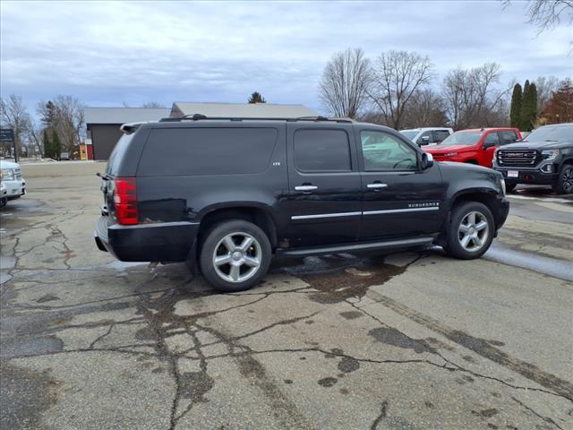 Thumbnail image of 2009 Chevrolet Suburban at Davis Motors Inc.