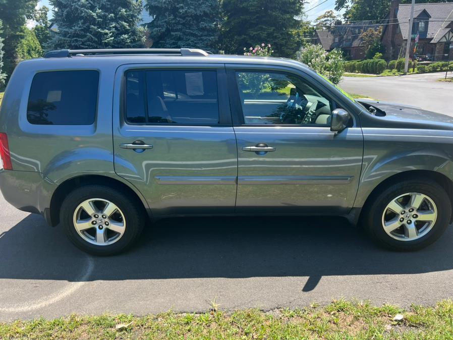 Thumbnail image of 2010 Honda Pilot at Automax of Yonkers Llc