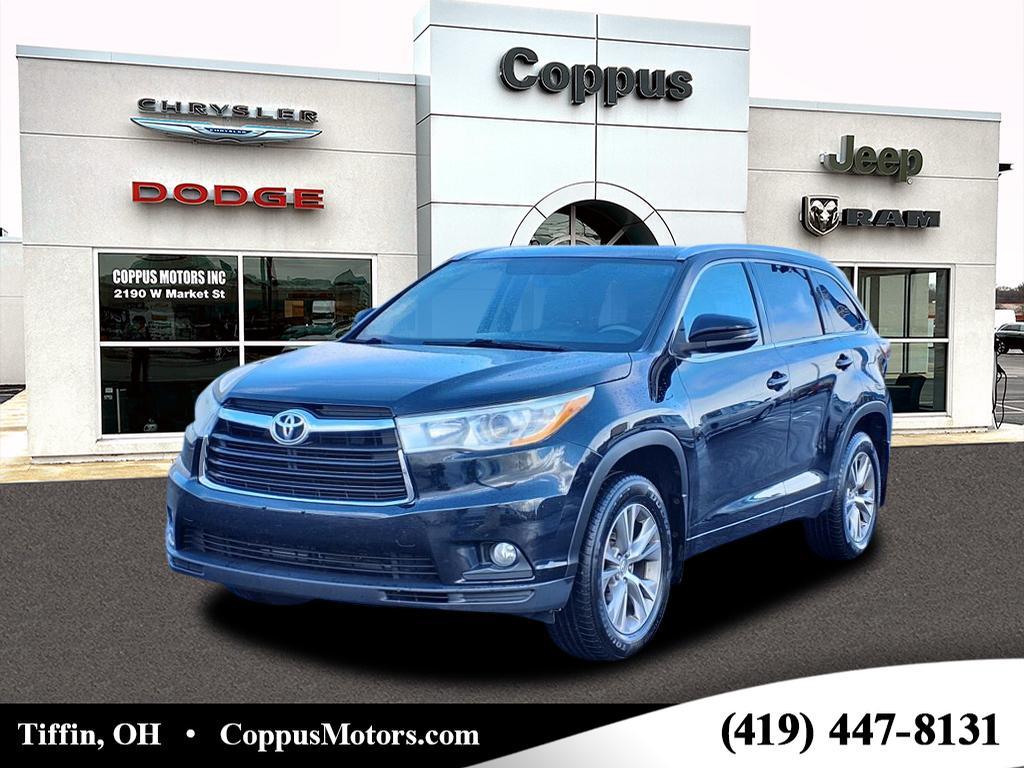 Thumbnail image of 2014 Toyota Highlander at Coppus Motors