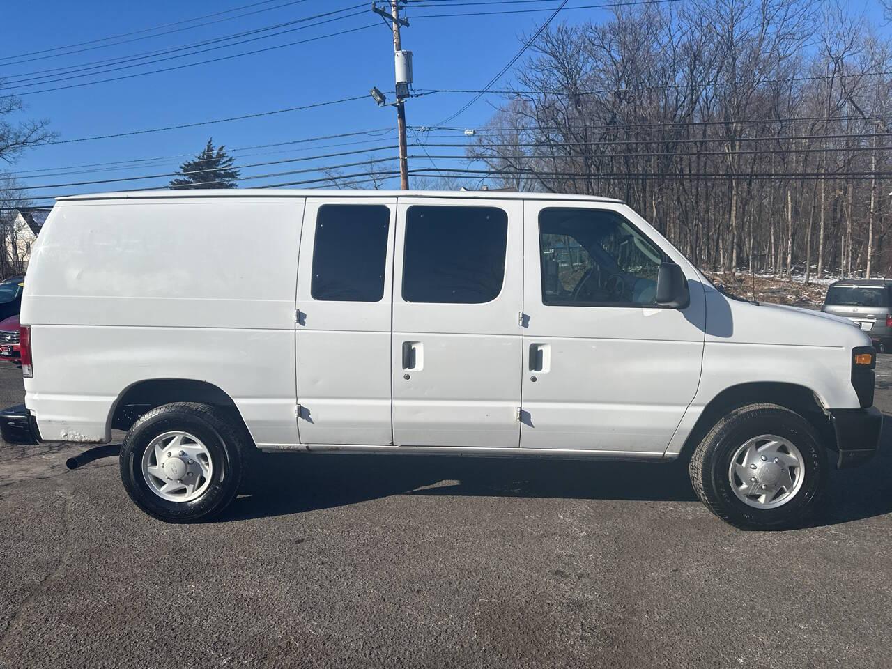 Thumbnail image of 2008 Ford E-Series at Central Auto Group