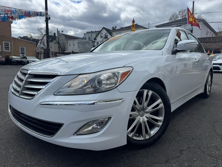 Thumbnail image of 2014 Hyundai Genesis at Champion Auto Sales Broadway