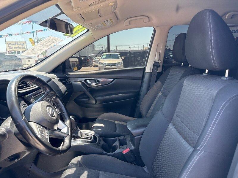 Thumbnail image of 2018 Nissan Rogue at Friends Auto Sales