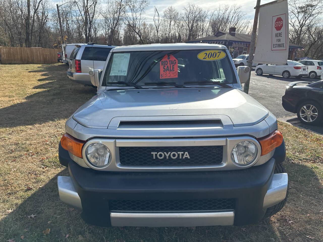 Thumbnail image of 2007 Toyota FJ Cruiser at Central Auto Group