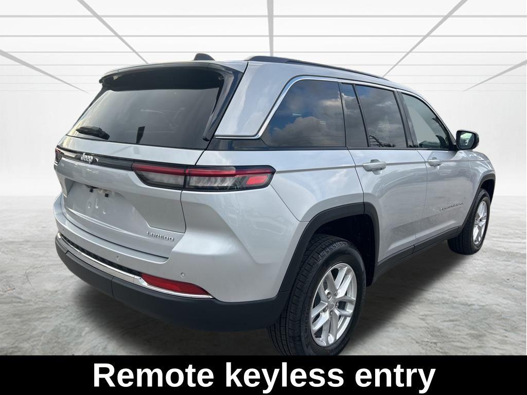 Thumbnail image of 2025 Jeep Grand Cherokee at Hollywood Chrysler Jeep