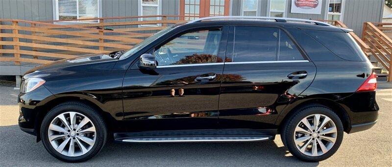 Thumbnail image of 2013 Mercedes-Benz M-Class at CAR EMPORIUM