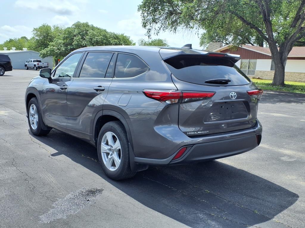 Thumbnail image of 2023 Toyota Highlander at Koepp Chevrolet