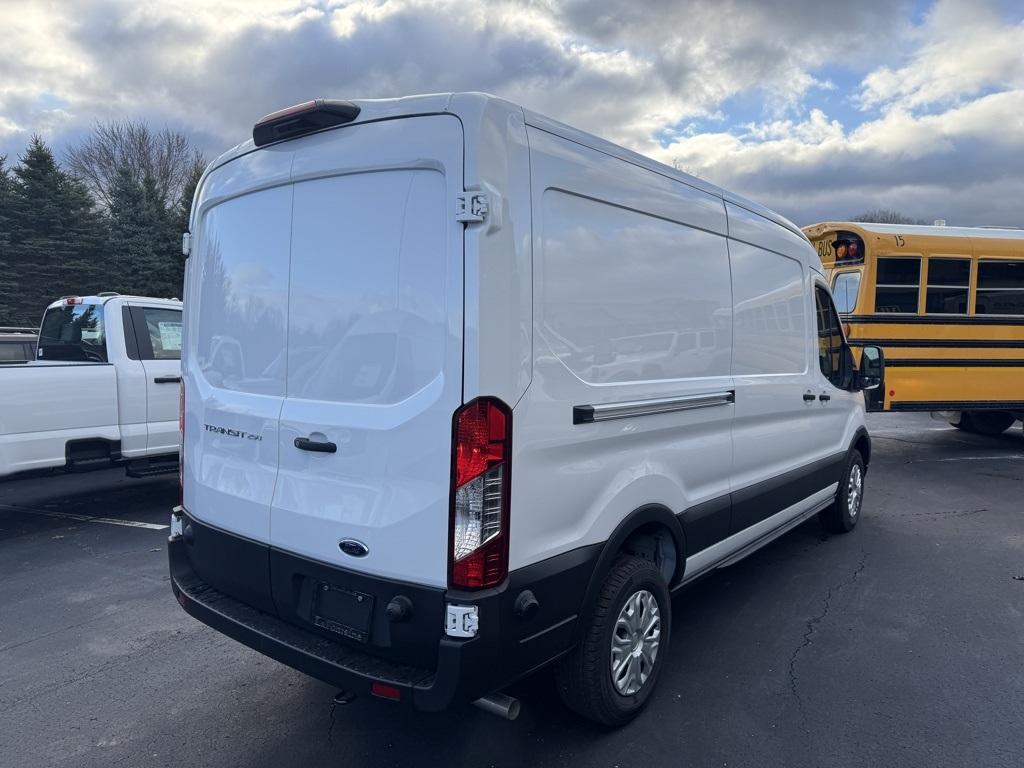 Thumbnail image of 2024 Ford Transit at LaFontaine Ford St. Clair