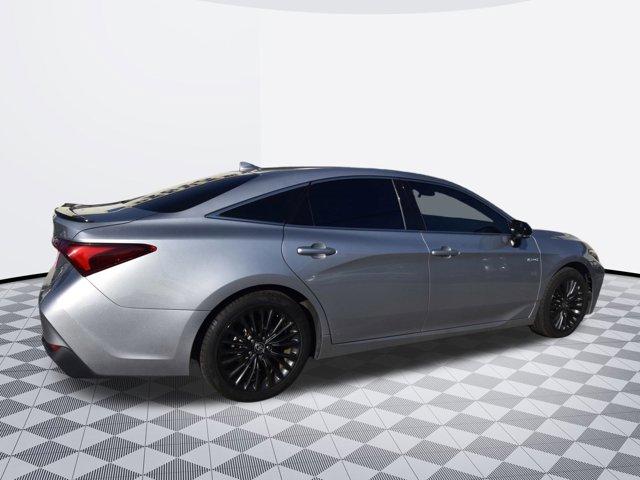 Thumbnail image of 2020 Toyota Avalon Hybrid at Deluxe Auto Dealer - Used