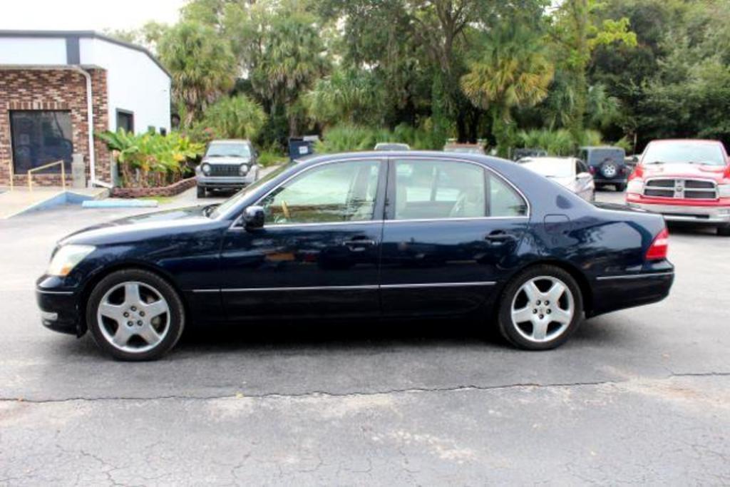 Thumbnail image of 2006 Lexus LS 430 at Gator City Motors, Inc.