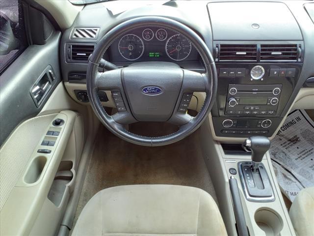 Thumbnail image of 2009 Ford Fusion at Credit King Auto Sales