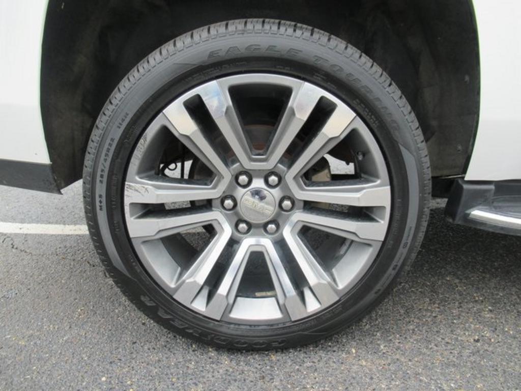 Thumbnail image of 2019 GMC Yukon at Five Star Toyota of Milledgeville