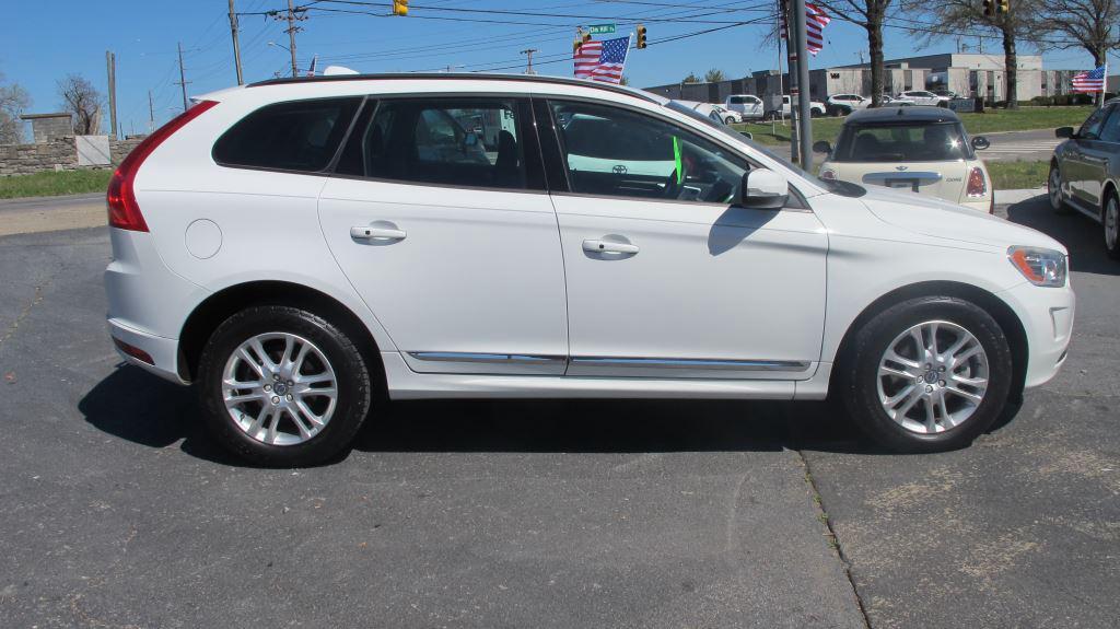 Thumbnail image of 2016 Volvo XC60 at E & R AUTO SALES