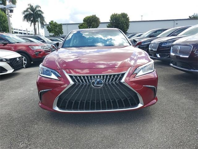 Thumbnail image of 2023 Lexus ES 350 at Doral Lincoln