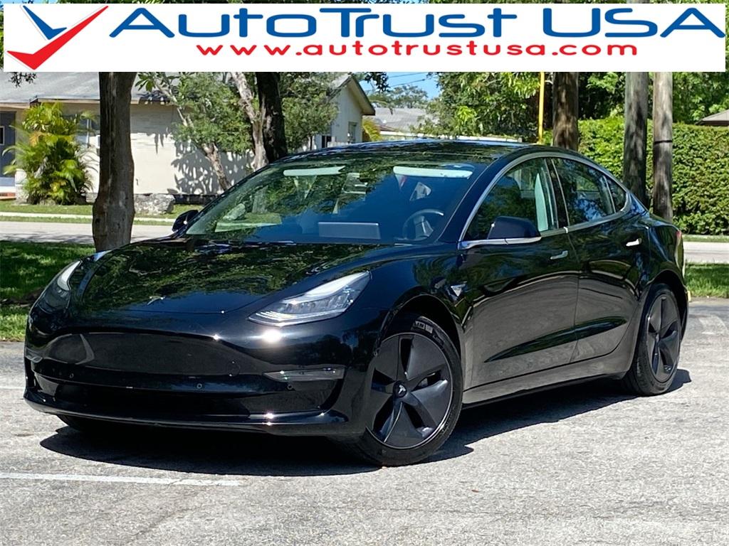 Thumbnail image of 2018 Tesla Model 3 at AutoTrust USA