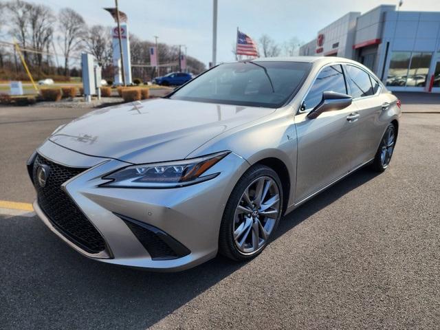 Thumbnail image of 2019 Lexus ES 350 at Galaxy Toyota