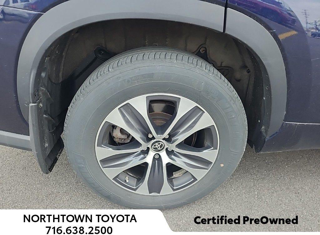 Thumbnail image of 2022 Toyota Highlander at Northtown Toyota Volkswagen