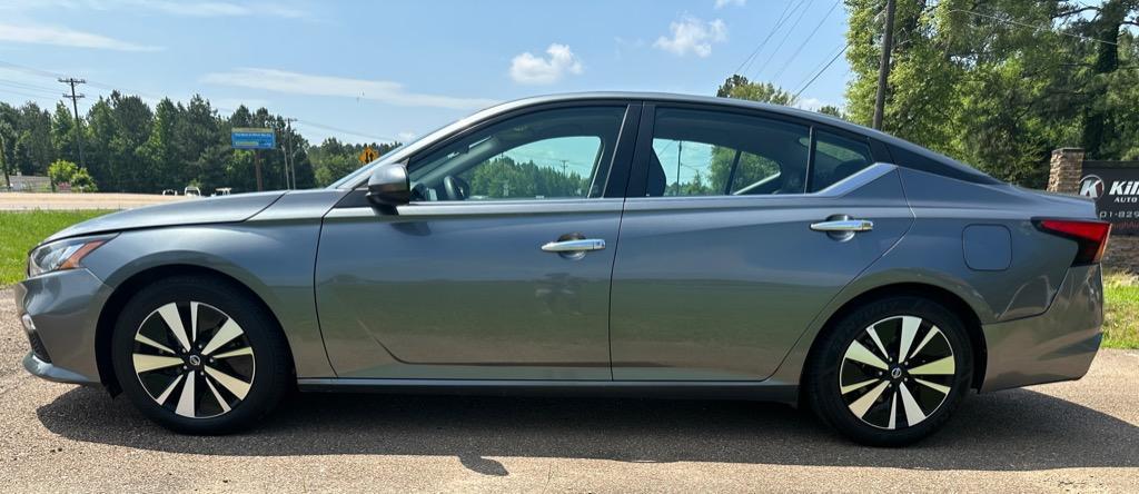 Thumbnail image of 2021 Nissan Altima at Killough Auto Sales LLC