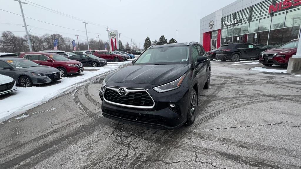 Thumbnail image of 2021 Toyota Highlander at Vision Nissan Greece